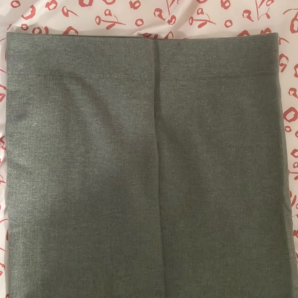 Gently worn Fabletics skirt